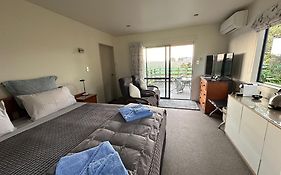Bluebell Lodge And Cottage