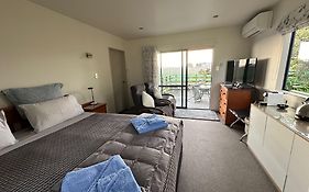 Bluebell Lodge And Cottage